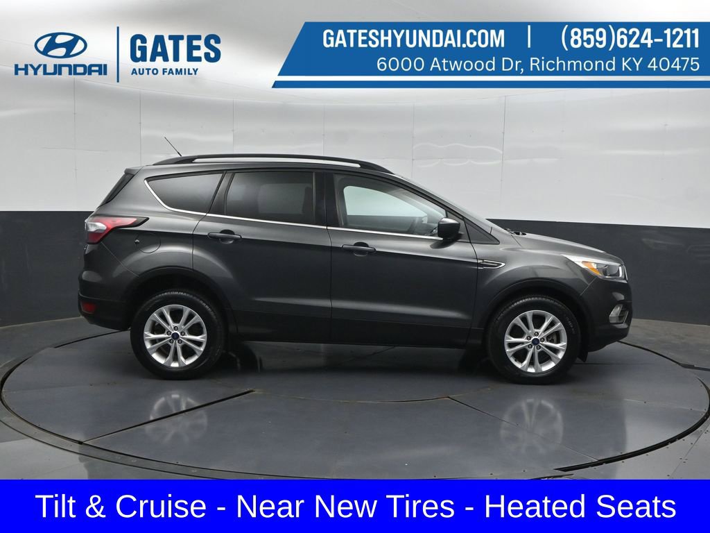 Used 2018 Ford Escape SE AWD/4WD image 3