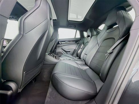 New 2025 Porsche Panamera 4 image 17