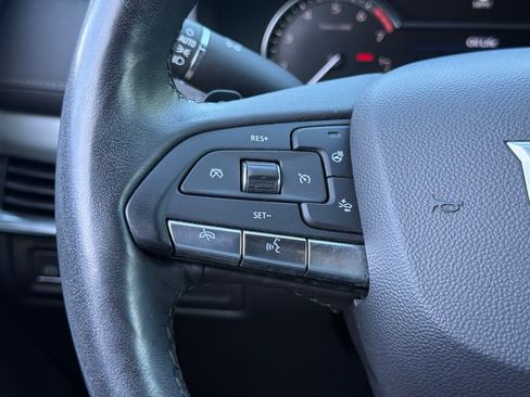 Used 2021 Cadillac XT4 Premium Luxury w/ Cold Weather Package image 36