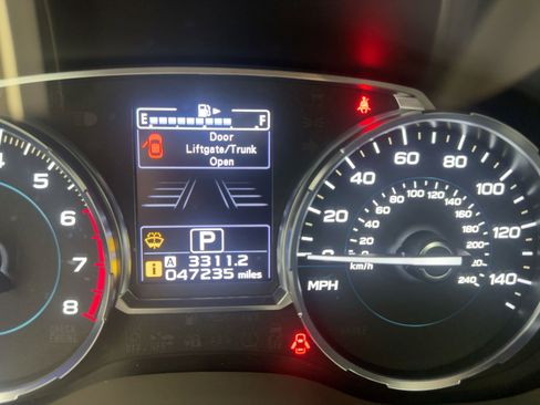 Used 2018 Subaru Forester 2.5i Premium image 19