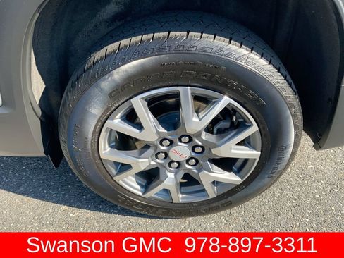 Used 2023 GMC Acadia SLT w/ Preferred Package AWD/4WD image 34