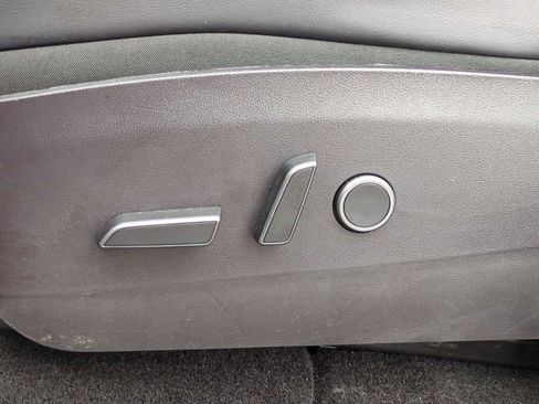 Used 2021 Tesla Model Y Performance image 16