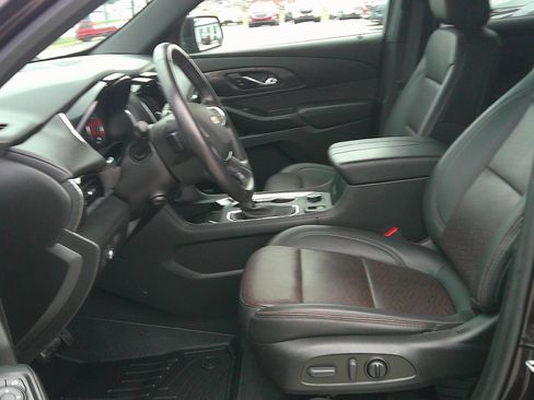 Used 2022 Chevrolet Traverse High Country AWD/4WD image 12