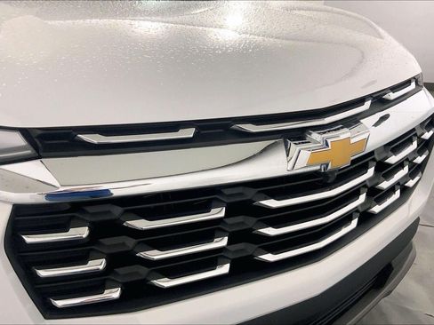 Used 2026 Chevrolet Equinox LT FWD image 29