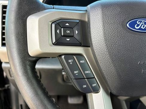Used 2019 Ford F150 Lariat AWD/4WD image 19