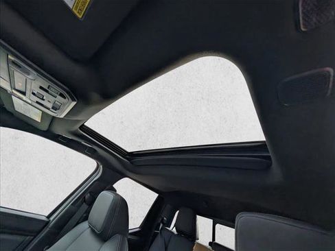 New 2025 Toyota Tacoma Limited image 28