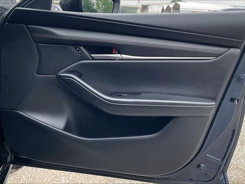 Used 2024 MAZDA MAZDA3 s FWD image 20
