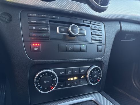 Used 2014 Mercedes-Benz GLK 350 4MATIC image 22