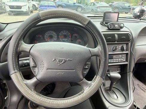 Used 2000 Ford Mustang GT RWD image 4