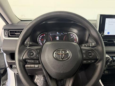 Used 2025 Toyota RAV4 XLE w/ Convenience Package image 22