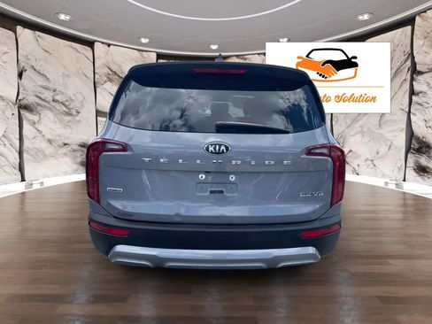 Used 2020 Kia Telluride LX AWD/4WD image 6
