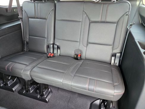 Used 2023 Chevrolet Suburban RST AWD/4WD image 14