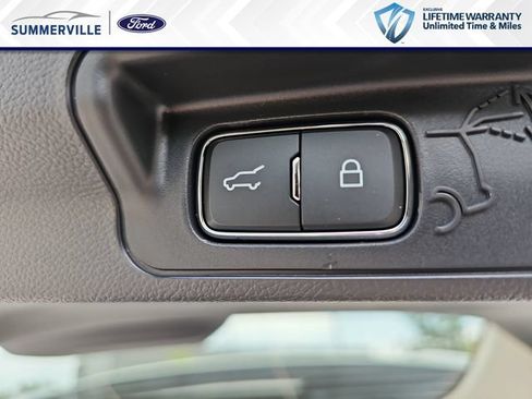 New 2026 Ford Explorer Active w/ Active Comfort Package RWD image 16