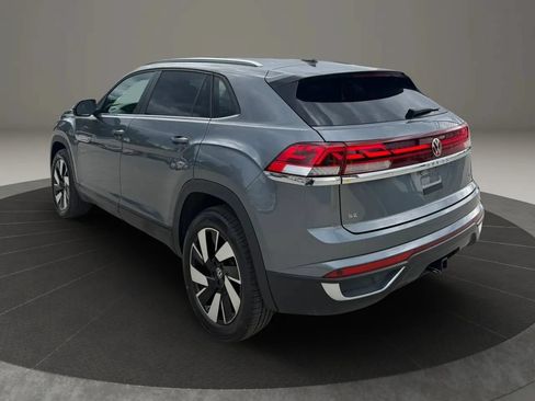 Used 2025 Volkswagen Atlas Cross Sport SE AWD/4WD image 5