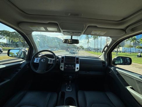 Used 2020 Nissan Frontier PRO-4X AWD/4WD image 12