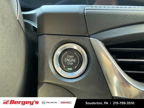 Used 2024 Buick Encore GX Preferred w/ Comfort Package FWD image 19