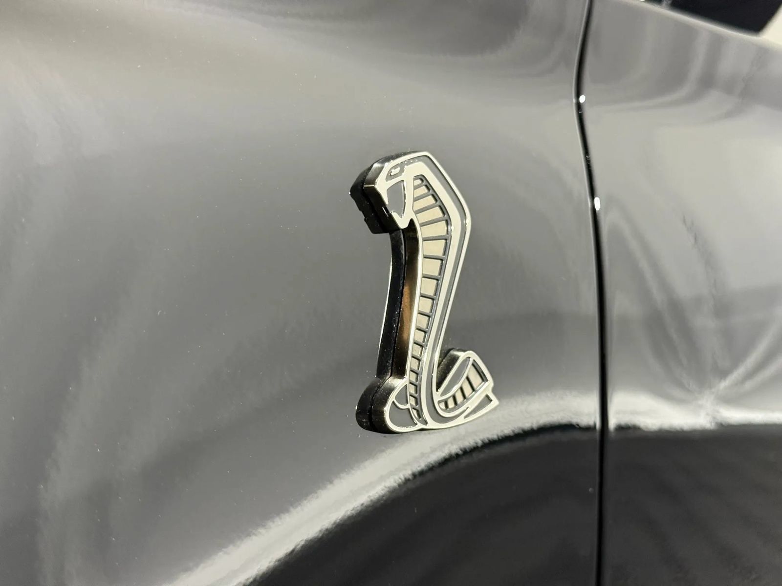 Used 2022 Ford Mustang Shelby GT500 w/ Carbon Fiber Track Pack RWD image 26