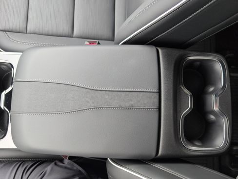 New 2026 Buick Enclave Sport Touring w/ LPO, Floor Liner Package image 27