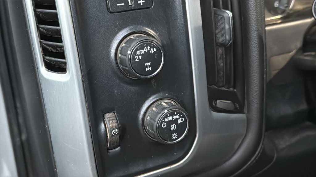 Used 2018 GMC Sierra 1500 SLT AWD/4WD image 10