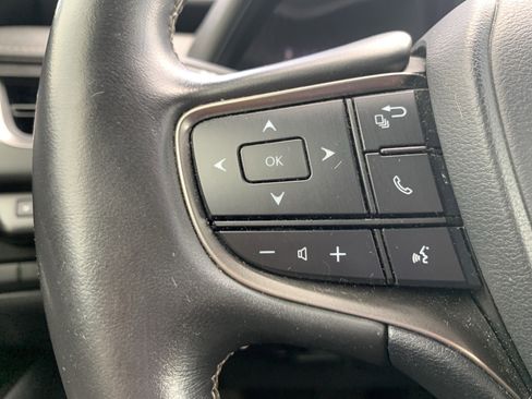 Used 2020 Lexus UX 200 w/ Premium Package image 19