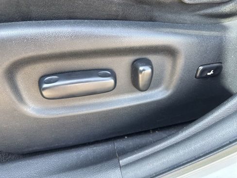 Used 2010 Toyota Highlander Sport image 18