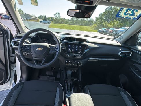 Certified 2023 Chevrolet TrailBlazer LT w/ Convenience Package AWD/4WD image 23