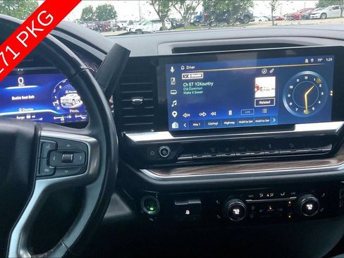 Used 2025 Chevrolet Silverado 2500 LT AWD/4WD image 6