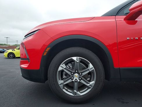 Used 2023 Chevrolet Blazer LT w/ Convenience Package FWD image 16