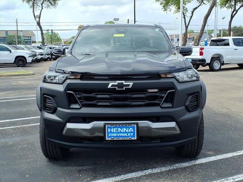 New 2026 Chevrolet Colorado Trail Boss AWD/4WD image 2
