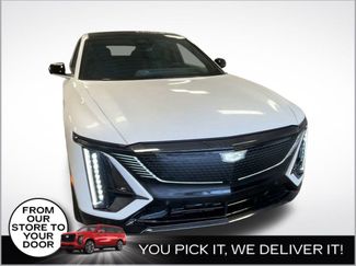 New 2025 Cadillac Lyriq Sport video 2