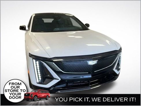 New 2025 Cadillac Lyriq Sport image 2