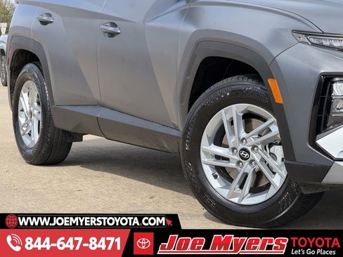 Used 2025 Hyundai Tucson SE image 10