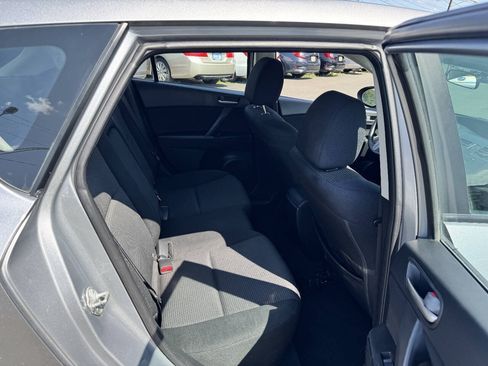Used 2013 MAZDA MAZDA3 i Touring FWD image 17