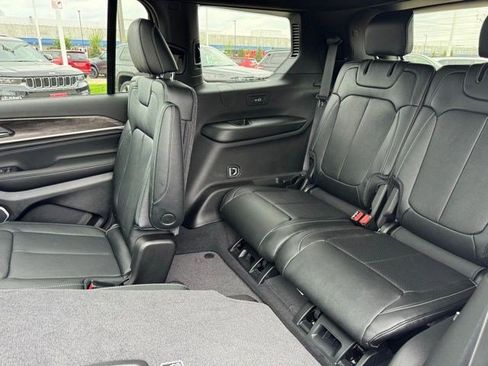 New 2026 Jeep Grand Cherokee L Limited AWD/4WD image 34