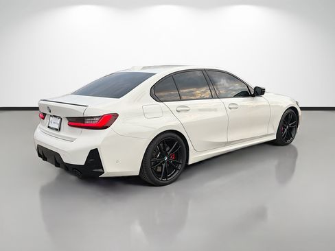 Used 2024 BMW 330i Sedan w/ M Sport Package RWD image 3