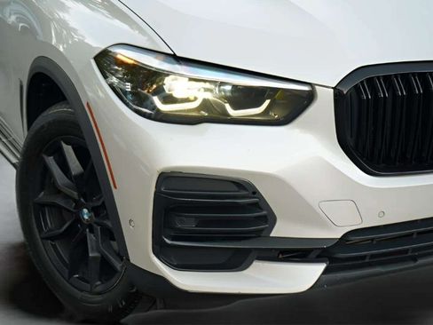 Used 2022 BMW X5 xDrive40i AWD/4WD image 61
