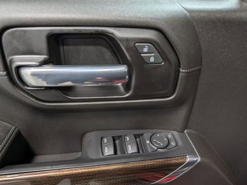 Used 2021 Chevrolet Silverado 1500 RST AWD/4WD image 17