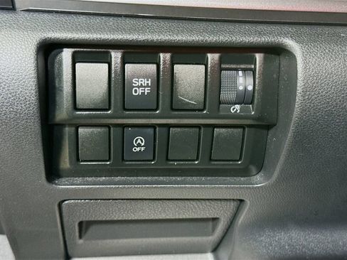 Used 2022 Subaru Forester Premium AWD/4WD image 11