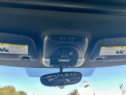 Used 2017 MINI Cooper Clubman S image 24