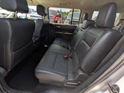 Used 2019 Ford Flex Limited AWD/4WD image 17