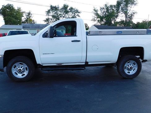 Used 2018 Chevrolet Silverado 2500 W/T AWD/4WD image 6