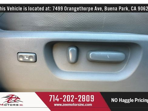 Used 2008 Toyota Sequoia Limited RWD image 51