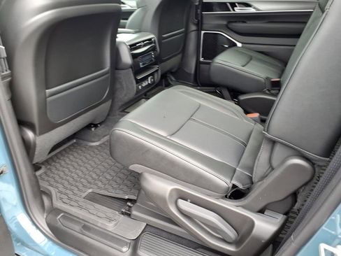 New 2026 Jeep Grand Wagoneer Limited AWD/4WD image 8