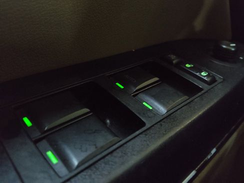 Used 2015 Jeep Patriot Limited FWD image 27