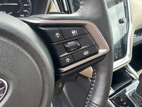 Used 2025 Subaru Outback Limited XT AWD/4WD image 19