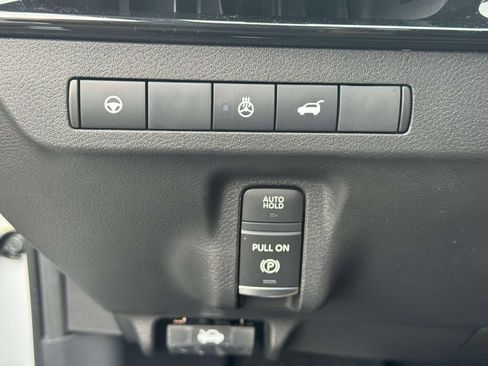 Used 2025 Nissan Murano SL AWD/4WD image 20