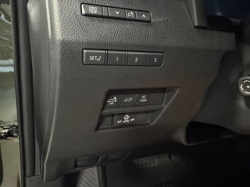 Used 2025 Lexus GX 550 w/ Accessory Package (2T) AWD/4WD image 48