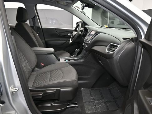 Used 2021 Chevrolet Equinox LT image 43