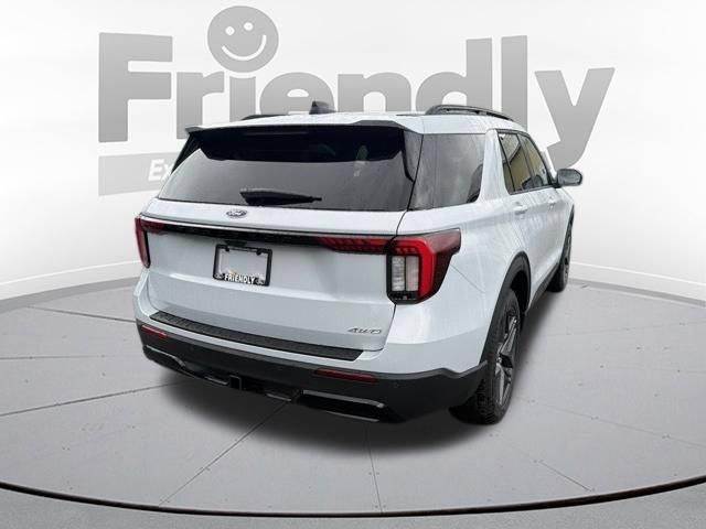 Used 2026 Ford Explorer ST-Line w/ ST-Line Street Pack AWD/4WD image 8