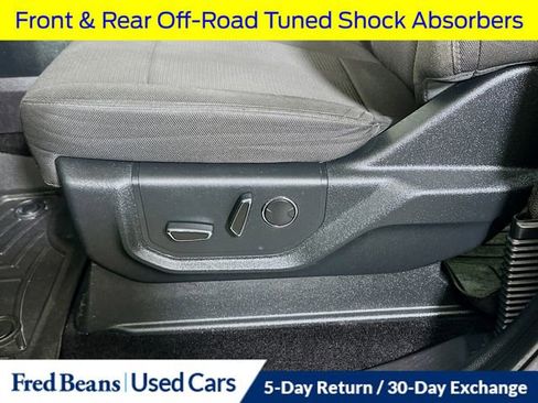 Used 2016 Ford F150 XLT w/ Equipment Group 302A Luxury AWD/4WD image 23